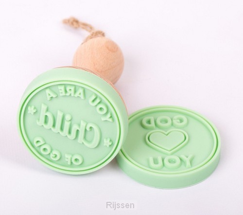 Koekstempel God loves you / child of God