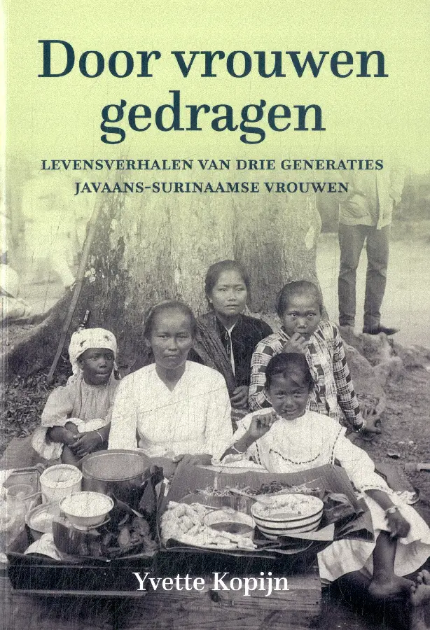 Door vrouwen gedragen