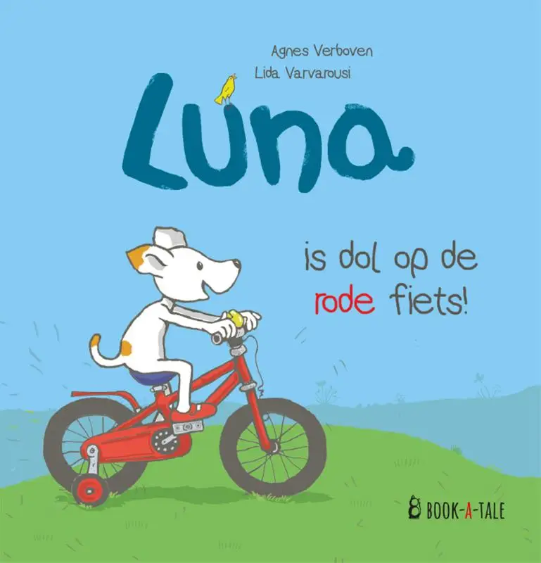 Luna is dol op de rode fiets!